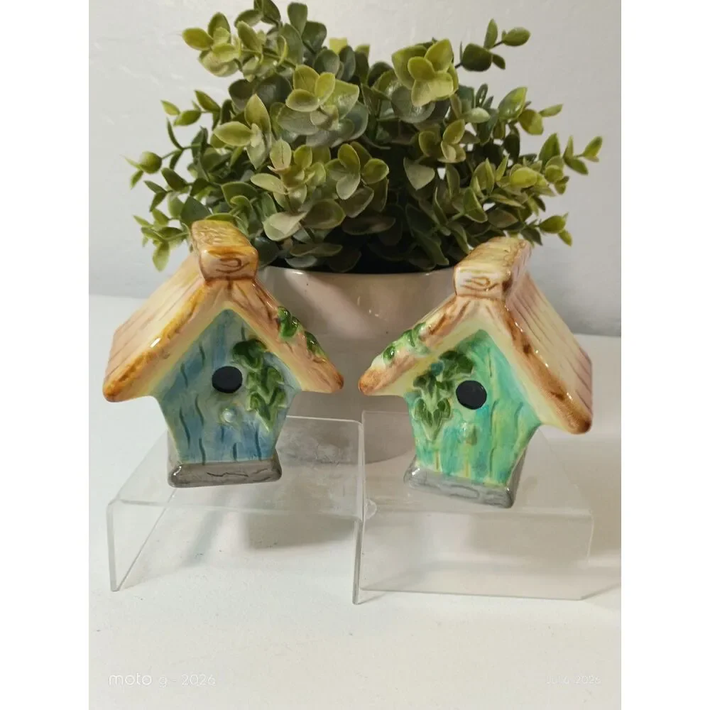 Cottage Bird House Salt & Pepper Shakers Hand-Painted Miniatures Ceramic
